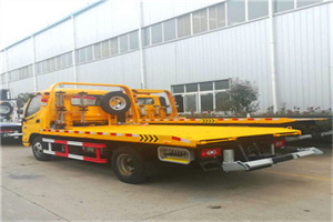 达尔罕茂明安联合旗附近拖车救援搭电